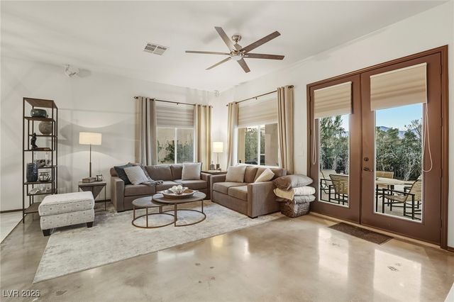 721 Sir James Bridge Way, Las Vegas, NV 89145