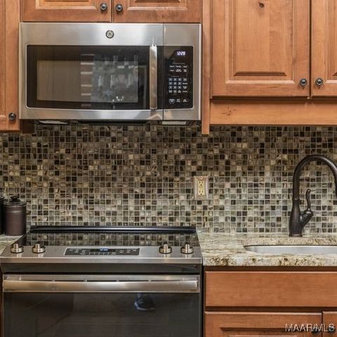 9596 Dakota Drive, Pike Road, AL 36064