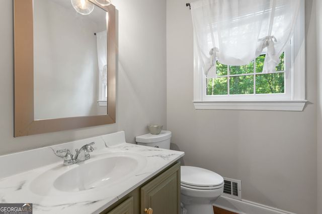 153 Junaluska Drive, Woodstock, GA 30188