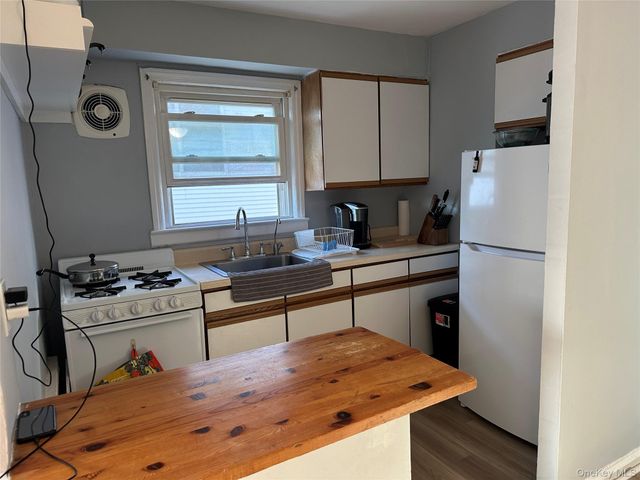 570 E Broadway 2A, Long Beach, NY 11561