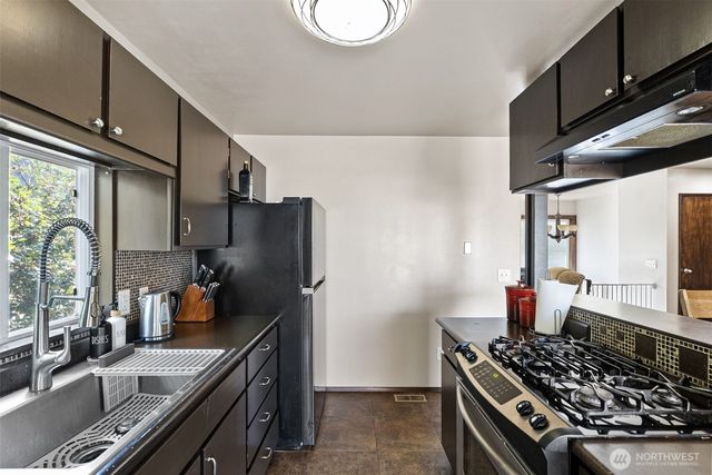 1312 E Hope Street, Bremerton, WA 98310