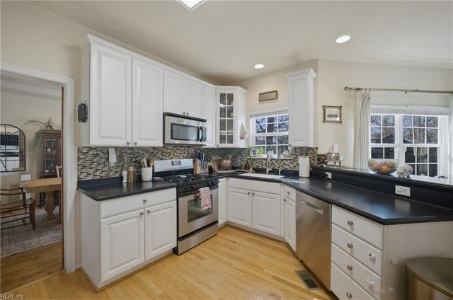 4829 Hook LN, Virginia Beach, VA 23455