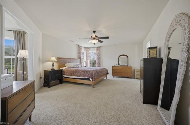 4829 Hook LN, Virginia Beach, VA 23455