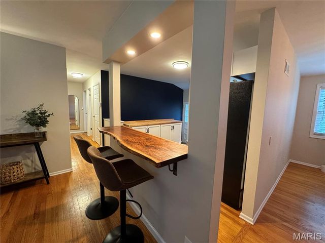 308 Twinview Terrace, Ballwin, MO 63011