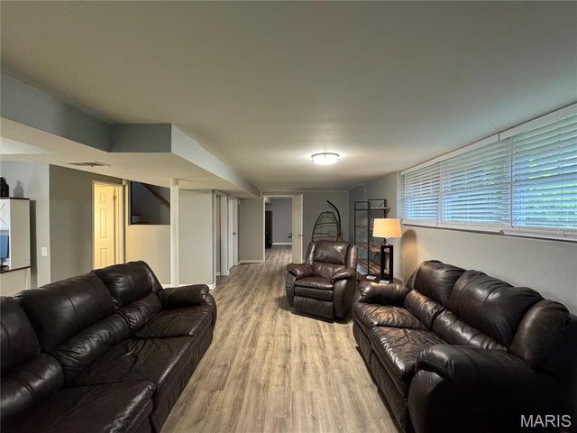 308 Twinview Terrace, Ballwin, MO 63011