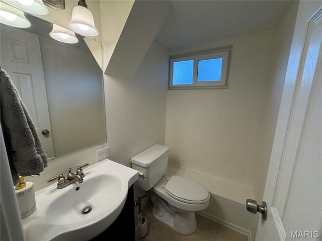 308 Twinview Terrace, Ballwin, MO 63011
