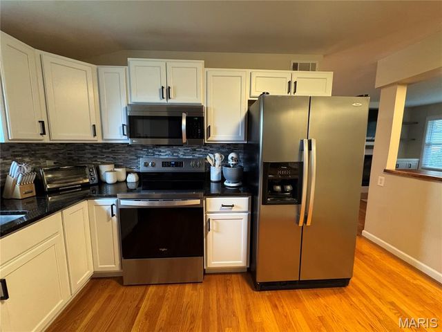 308 Twinview Terrace, Ballwin, MO 63011