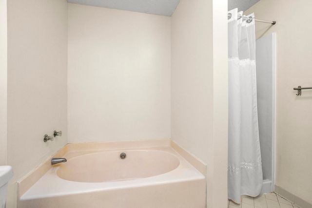 2010 Alice Springs Ct, Mount Juliet, TN 37122