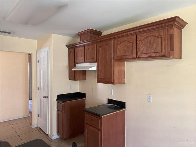 1711 Texas Avenue, San Juan, TX 78589