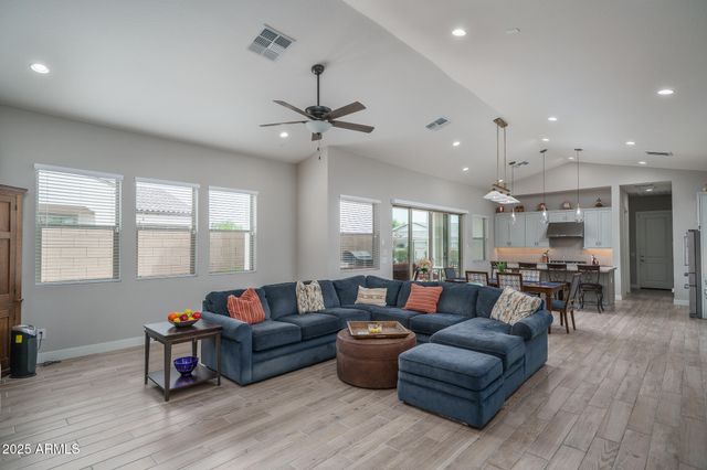 11531 N JEROME Street, Surprise, AZ 85388