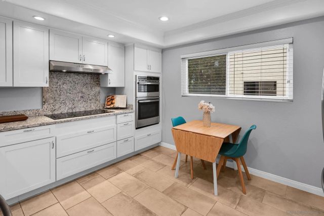 6840 Caminito Del Greco, San Diego, CA 92120