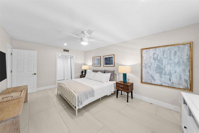 439 CAUSEWAY BOULEVARD, Dunedin, FL 34698