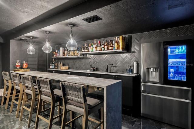 439 CAUSEWAY BOULEVARD, Dunedin, FL 34698