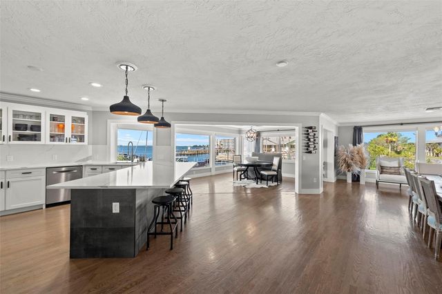 439 CAUSEWAY BOULEVARD, Dunedin, FL 34698