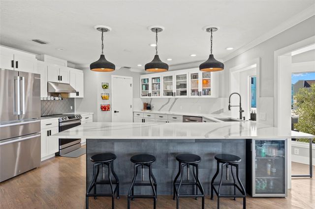 439 CAUSEWAY BOULEVARD, Dunedin, FL 34698