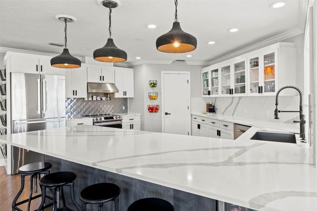 439 CAUSEWAY BOULEVARD, Dunedin, FL 34698