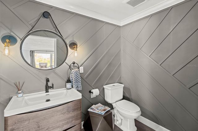 439 CAUSEWAY BOULEVARD, Dunedin, FL 34698