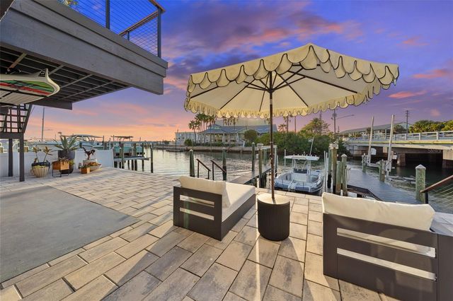 439 CAUSEWAY BOULEVARD, Dunedin, FL 34698