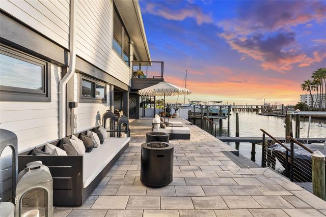 439 CAUSEWAY BOULEVARD, Dunedin, FL 34698