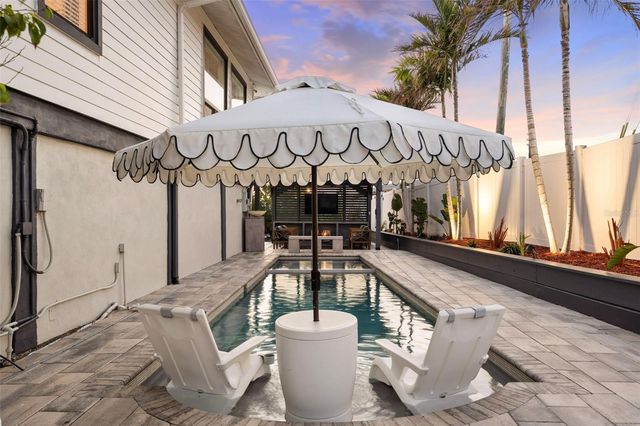 439 CAUSEWAY BOULEVARD, Dunedin, FL 34698