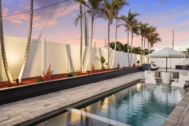 439 CAUSEWAY BOULEVARD, Dunedin, FL 34698