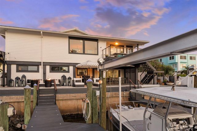 439 CAUSEWAY BOULEVARD, Dunedin, FL 34698