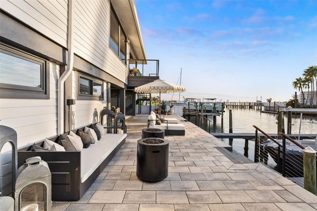 439 CAUSEWAY BOULEVARD, Dunedin, FL 34698