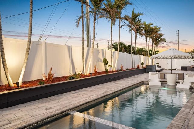 439 CAUSEWAY BOULEVARD, Dunedin, FL 34698