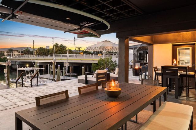 439 CAUSEWAY BOULEVARD, Dunedin, FL 34698