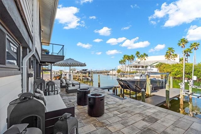 439 CAUSEWAY BOULEVARD, Dunedin, FL 34698