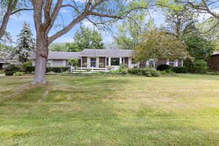 1485 Bryn Mawr Lane, Rockford, IL 61107