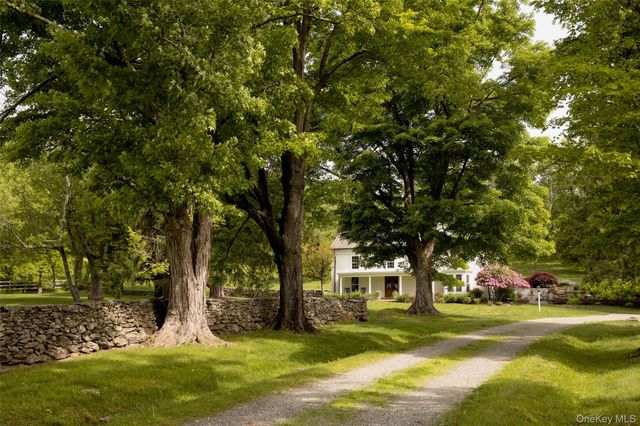 809 QUAKER HILL Road, Pawling, NY 12564