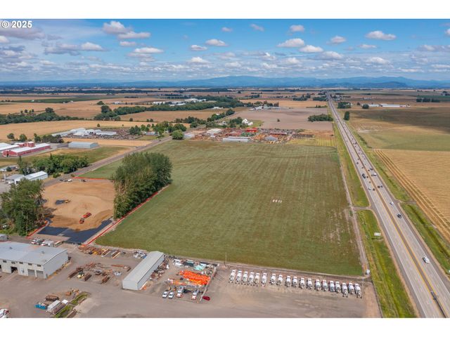 32320 Highway 34, Tangent, OR 97389