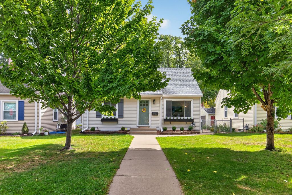2705 Georgia Avenue S, Saint Louis Park, MN 55426 — photo 2