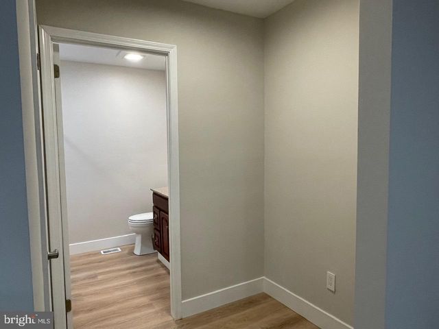 706 WEATHERSTONE DR, Paoli, PA 19301