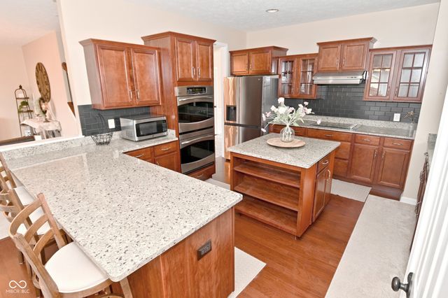 712 Settlers Walk, Brownsburg, IN 46112