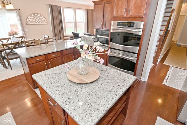 712 Settlers Walk, Brownsburg, IN 46112