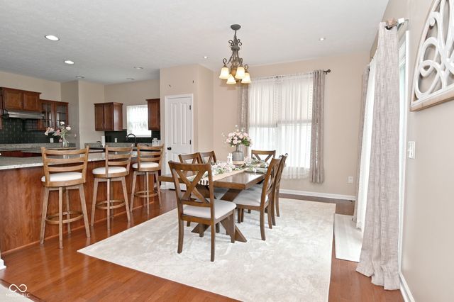 712 Settlers Walk, Brownsburg, IN 46112