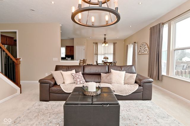 712 Settlers Walk, Brownsburg, IN 46112