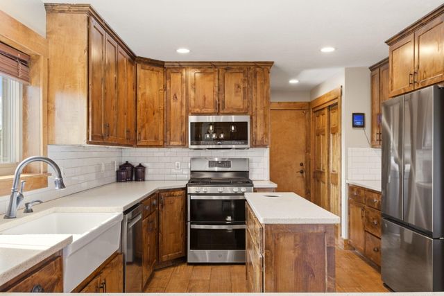 15 Steeplechase Drive, Tijeras, NM 87059