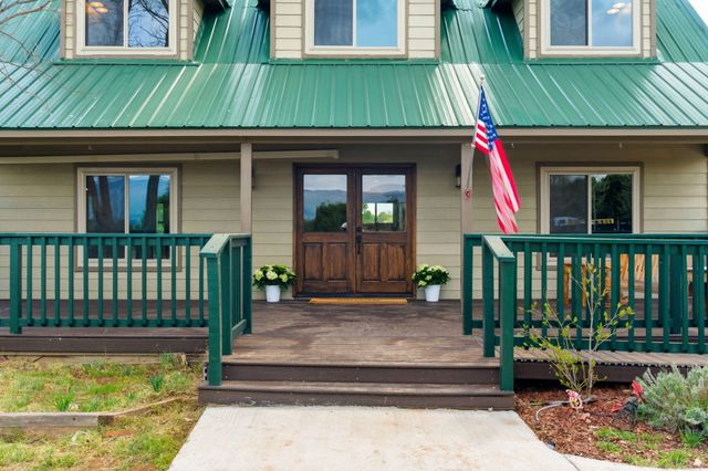 15 Steeplechase Drive, Tijeras, NM 87059