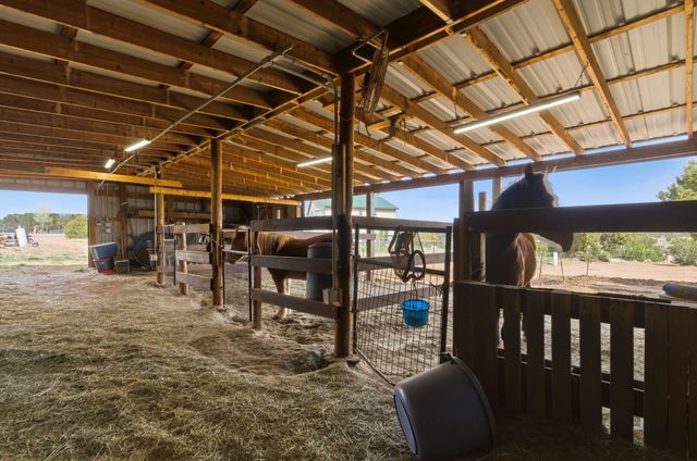 15 Steeplechase Drive, Tijeras, NM 87059