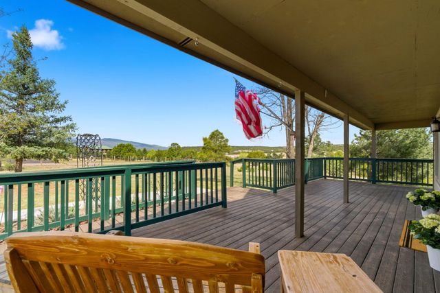 15 Steeplechase Drive, Tijeras, NM 87059