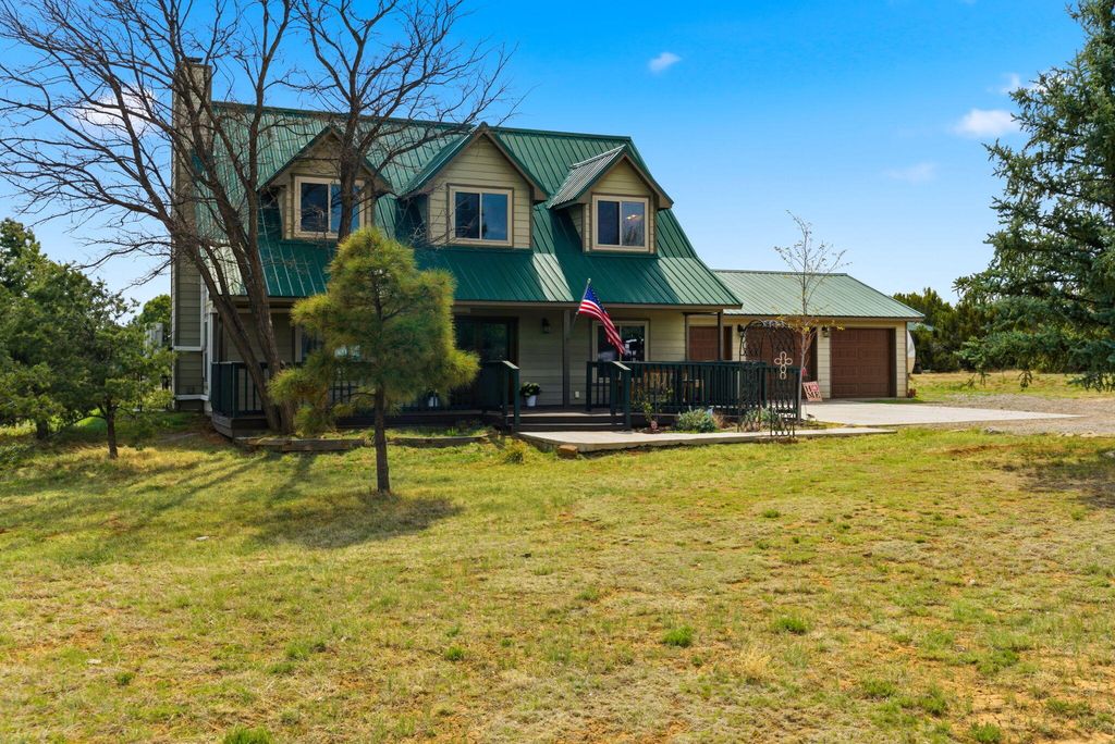 15 Steeplechase Drive, Tijeras, NM 87059