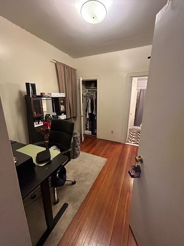 39 Cooper Street 2F, Boston, MA 02113