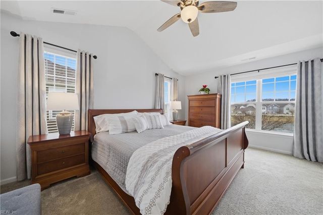 1955 Canning Pl, Chesapeake, VA 23322