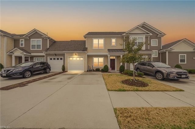 1955 Canning Pl, Chesapeake, VA 23322