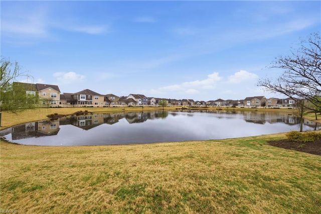 1955 Canning Pl, Chesapeake, VA 23322