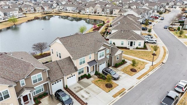 1955 Canning Pl, Chesapeake, VA 23322