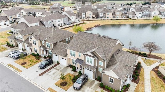 1955 Canning Pl, Chesapeake, VA 23322